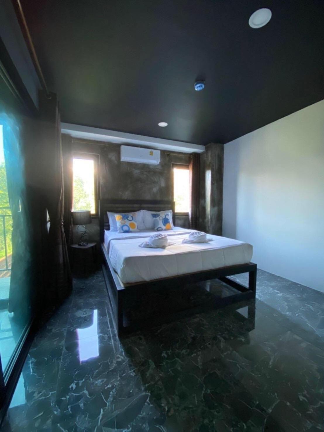 Dm Inn Khon Kaen Bagian luar foto